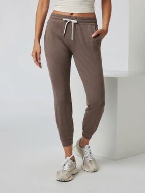 Vuori Performance Jogger Fossil Heather